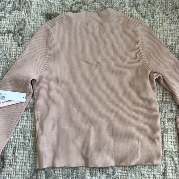 Bloomingdale’s Button-Up Cardigan and Sweater Pant Set, size small - Picture 3 of 4